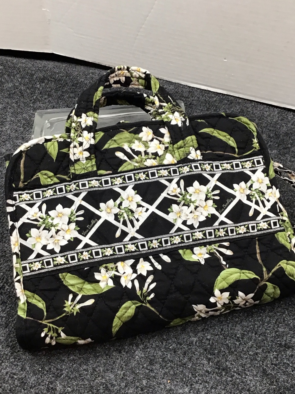 Vera Bradley Jasmine night & day travel hanging organizer toiletry bag